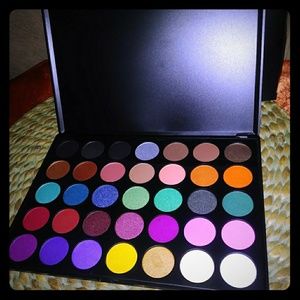 Morphe Brushes 35U Eyeshadow Palette (Brand New)